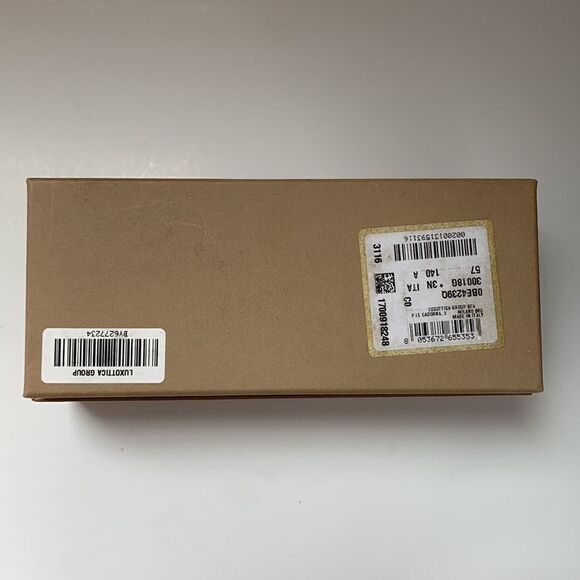 🕶Burberry BE4239Q Made in Italy Sunglasses - Picture 10 of 11